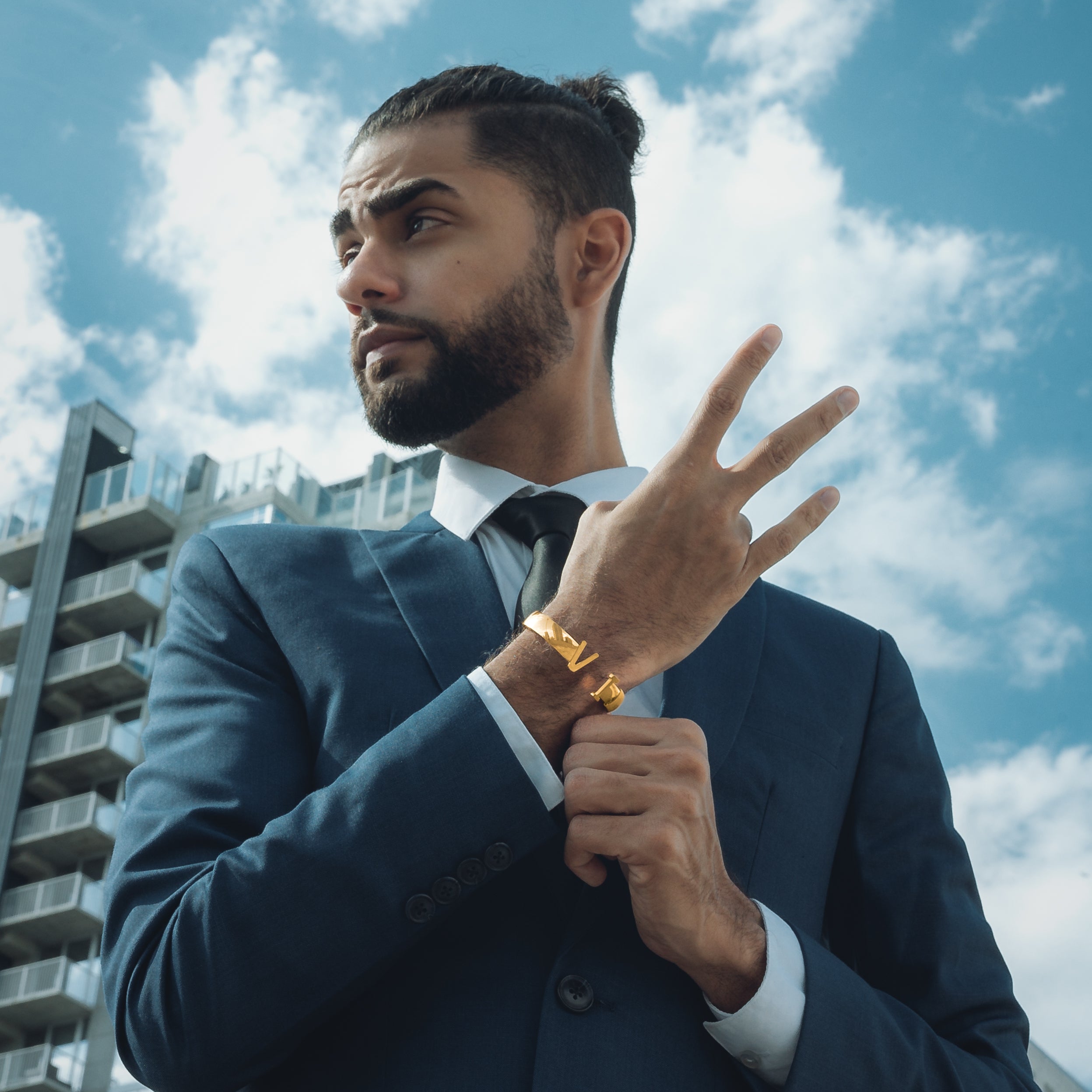 tony-bongiovi-vi-bracelet-men-gold-vi-bangle-virgin-islands